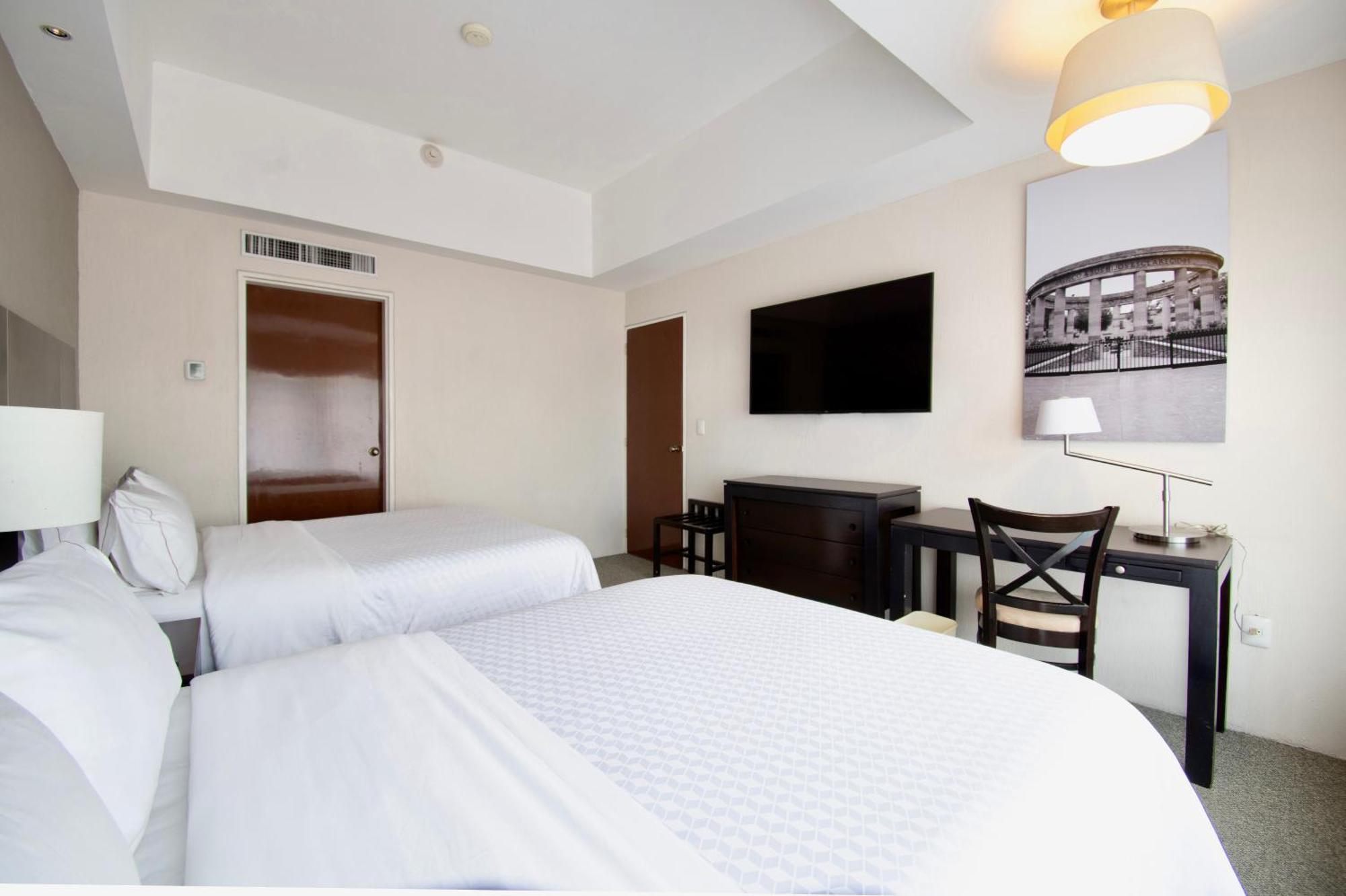 Hotel Plaza Genova Centro Guadalajara Eksteriør billede