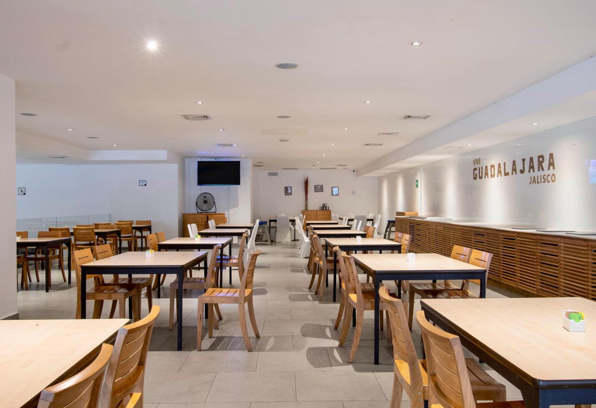 Hotel Plaza Genova Centro Guadalajara Eksteriør billede