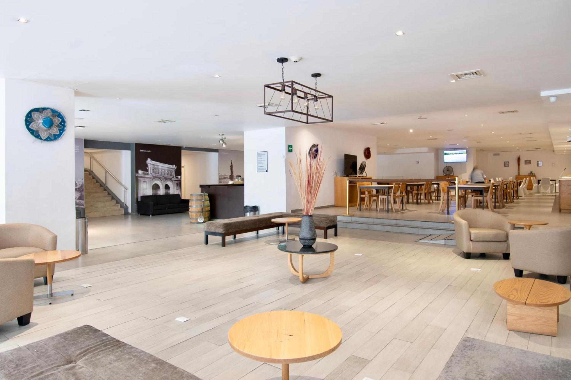 Hotel Plaza Genova Centro Guadalajara Eksteriør billede