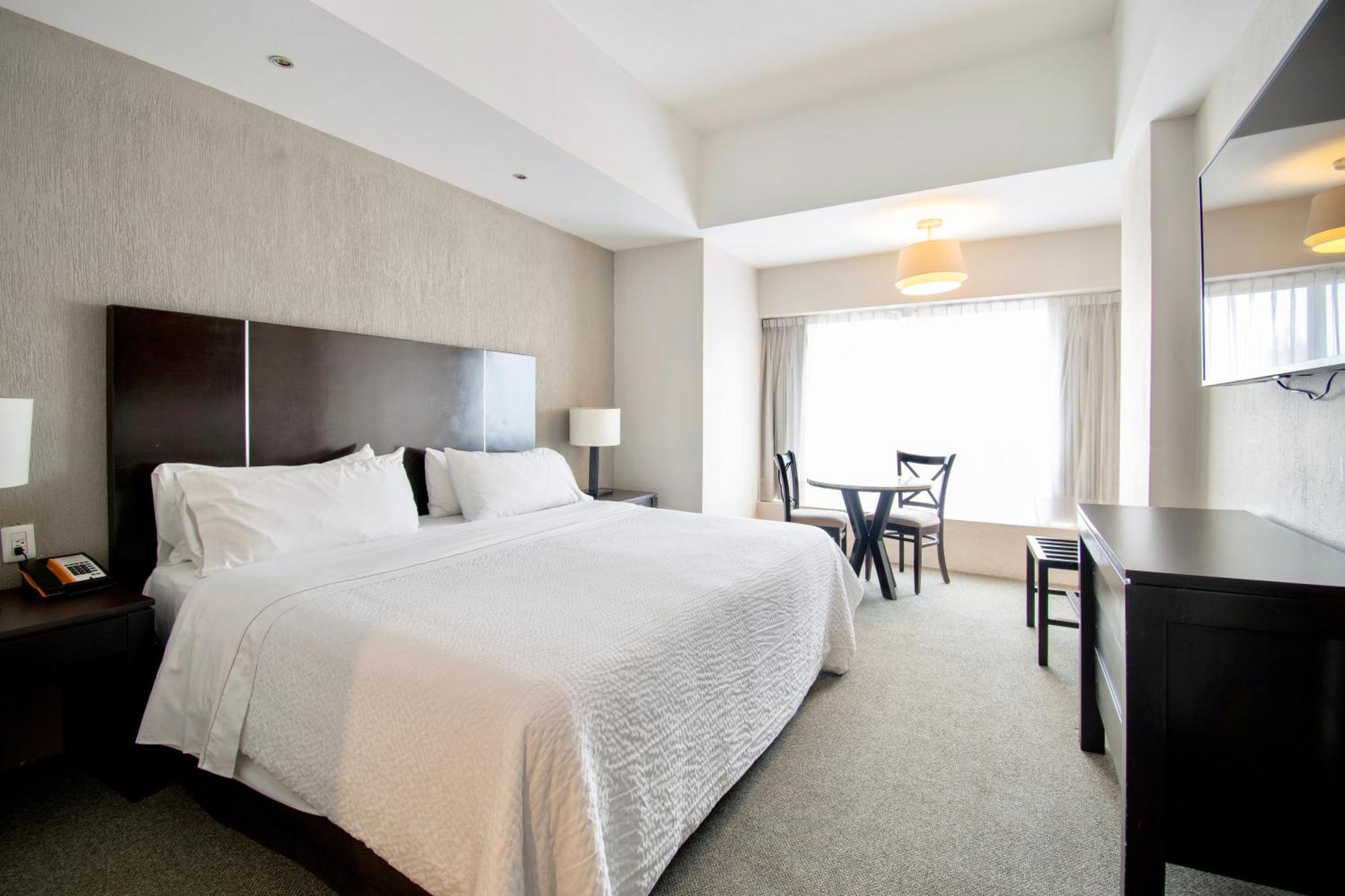 Hotel Plaza Genova Centro Guadalajara Eksteriør billede